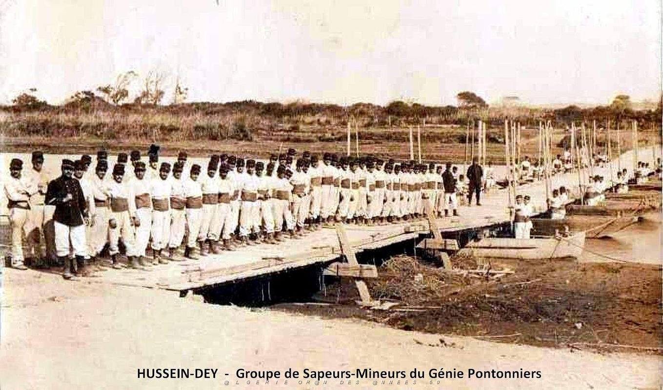 2071- Hussein-Dey - Groupe de Sapeurs Mineurs du Genie Pontonniers.jpg